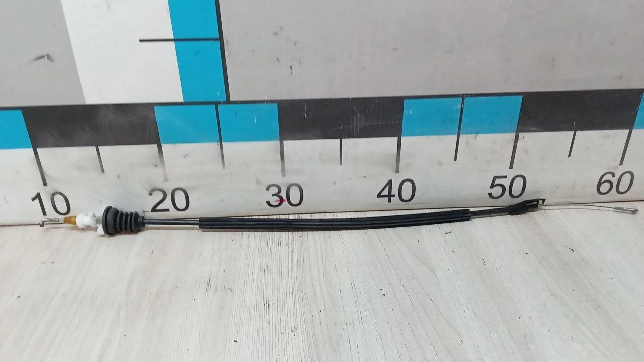 [Б/У] Трос открывания двери передней VW Passat B6 [Код: 00643005 ]