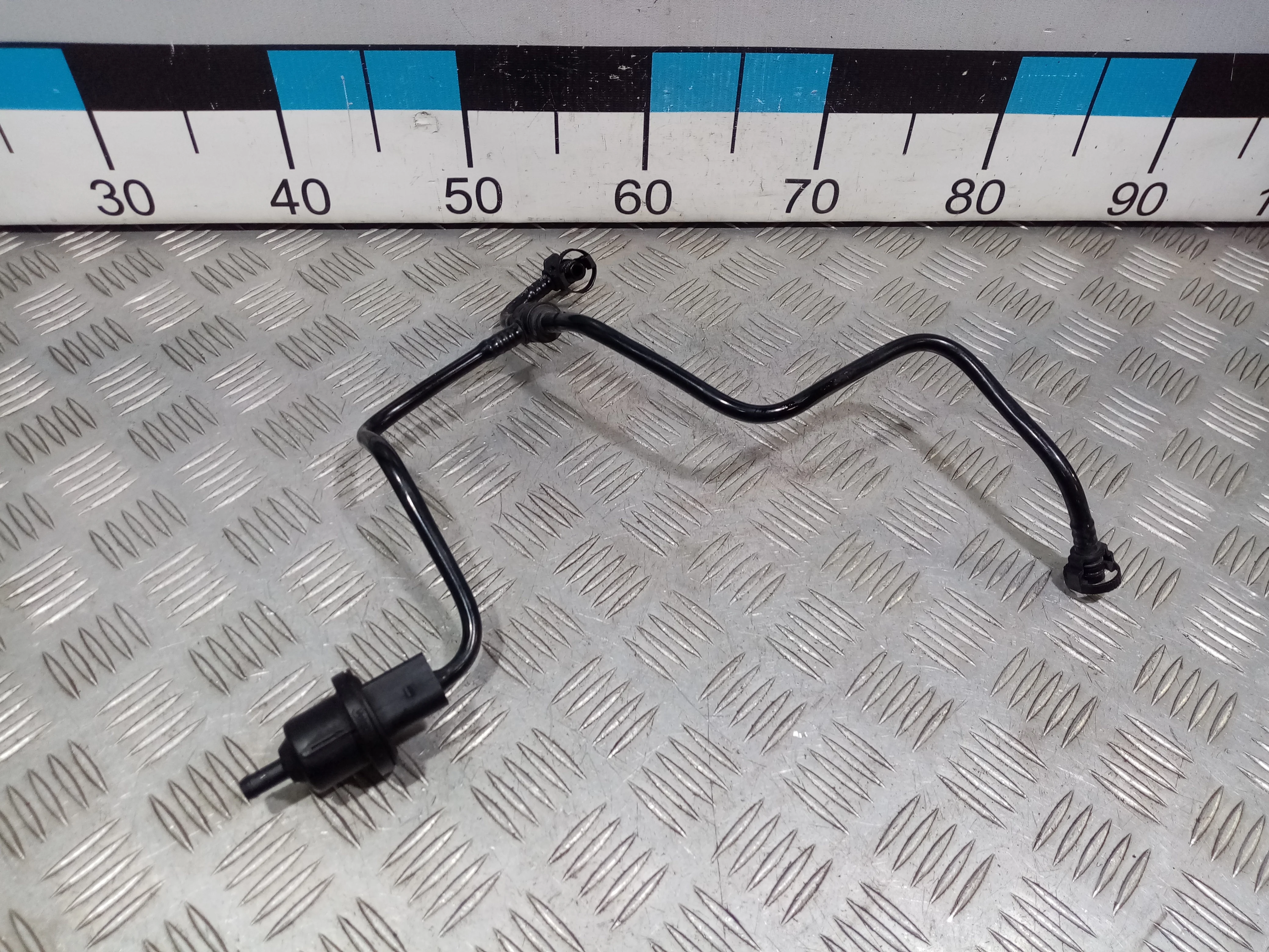 [Б/У] Трубка вакуумная [Код: 00483224 ]