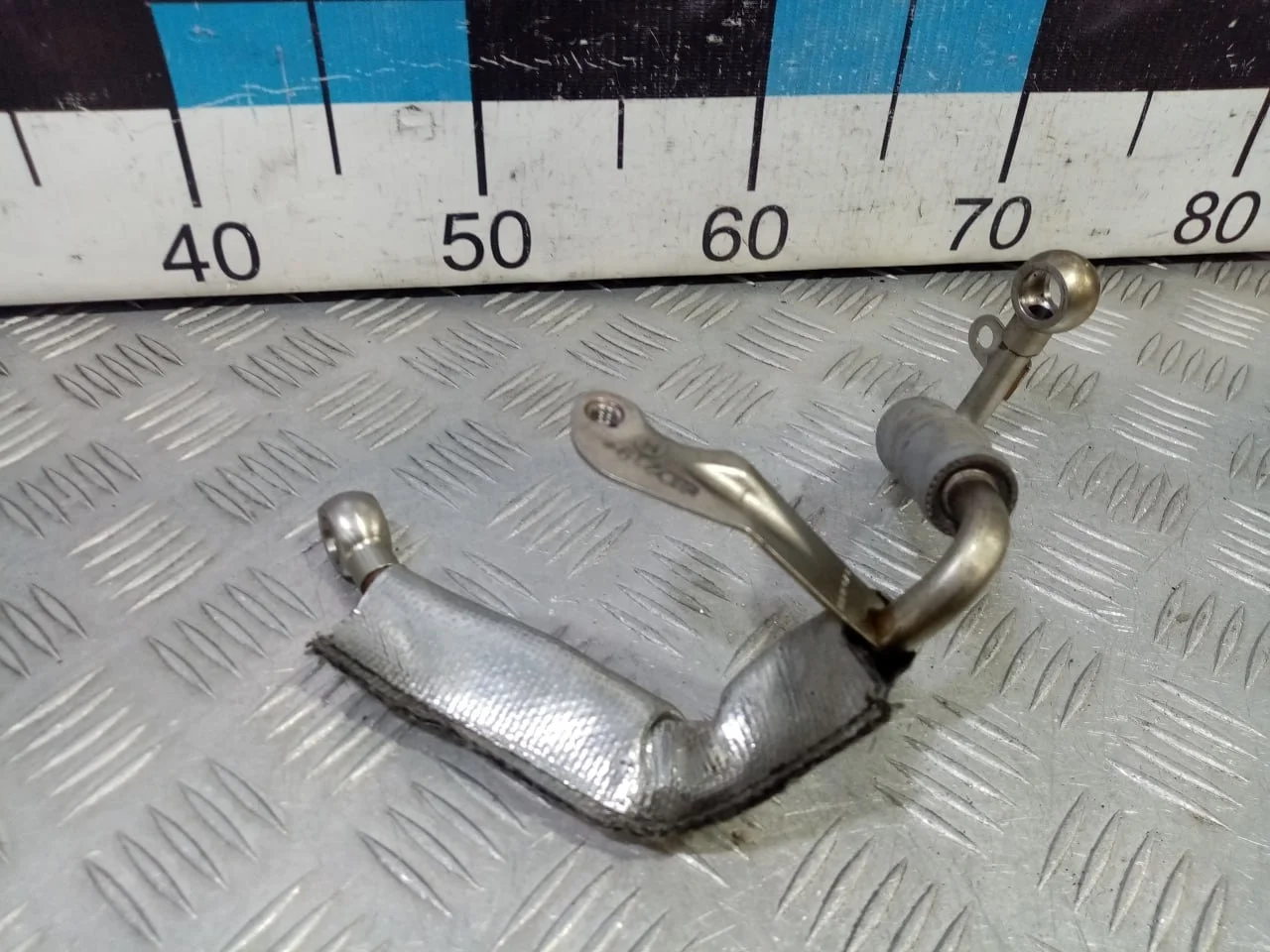 [Б/У] Трубка турбокомпрессора (турбины) Audi [Код: 00581122 ]