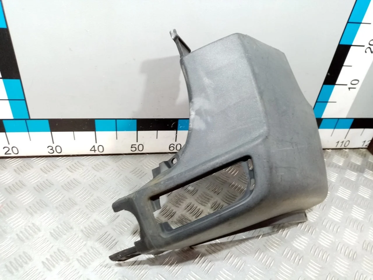 [Б/У] Угол заднего бампера правый - (Состояние: ХОРОШЕЕ) [ХОРОШЕЕ] [Код: 00680687 ]