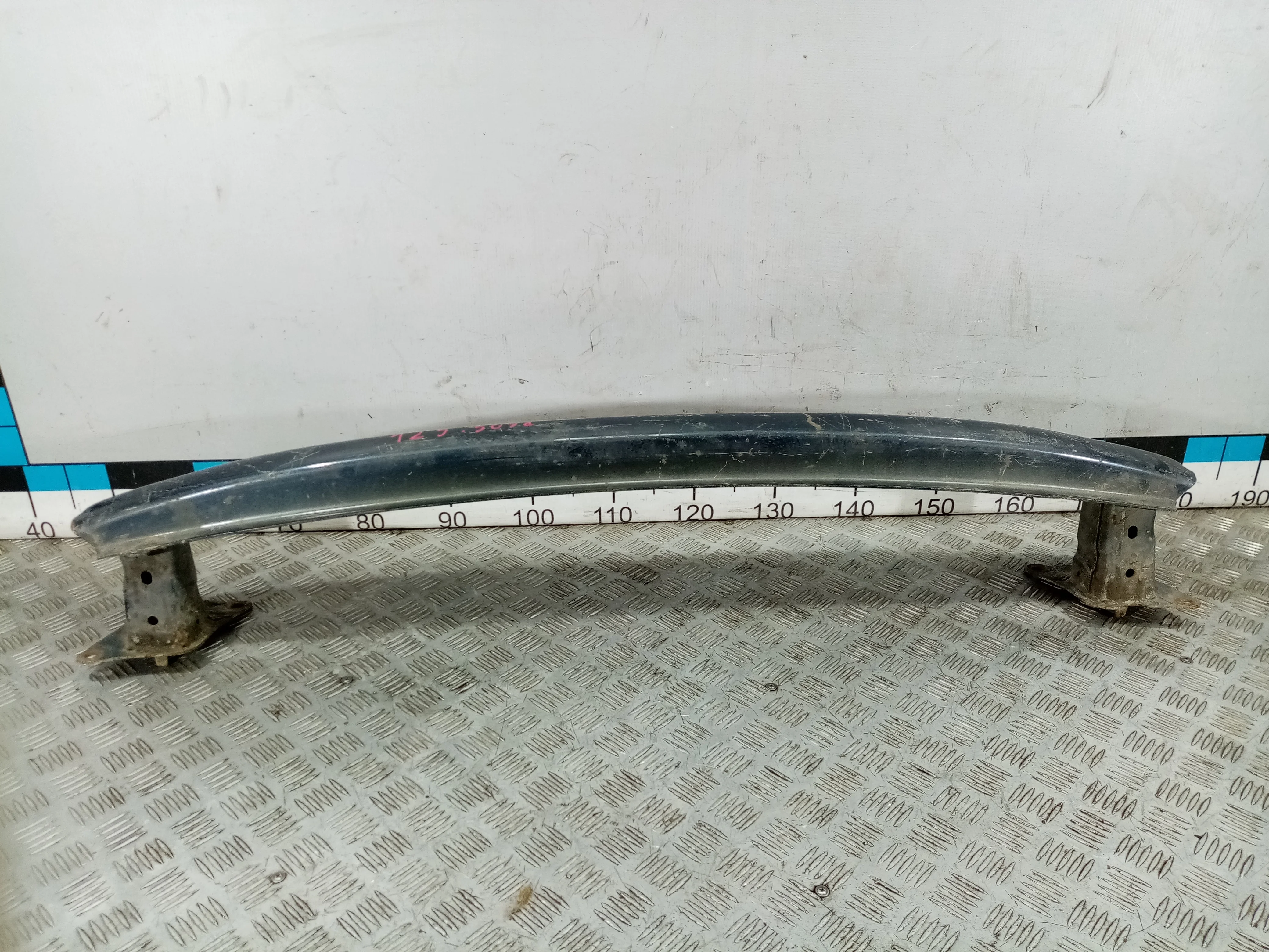 [Б/У] Усилитель заднего бампера Skoda Octavia [Код: 00365687 ]