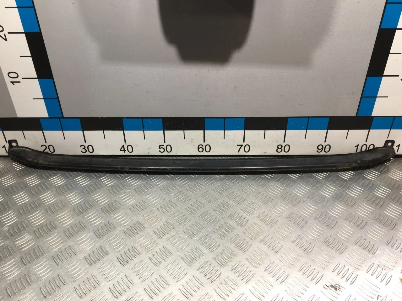 [Б/У] Усилитель переднего бампера [Код: 00660918 ]