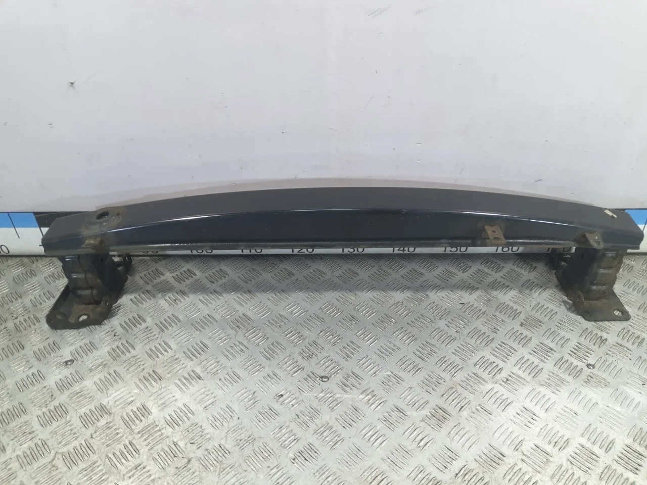 [Б/У] Усилитель переднего бампера Skoda [Код: 00529744 ]