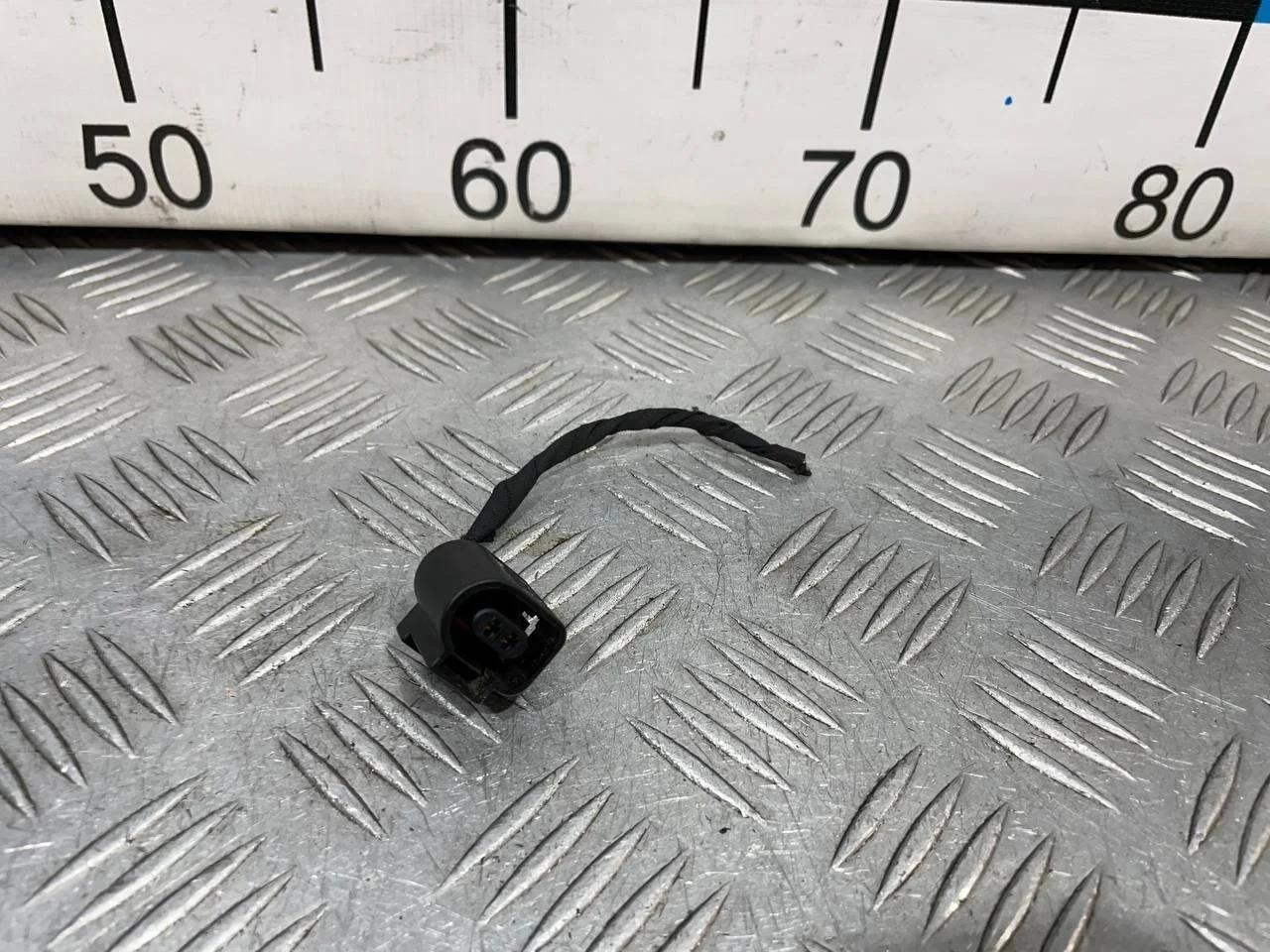 [Б/У] Фишка 2 контакта [Код: 00632653 ]