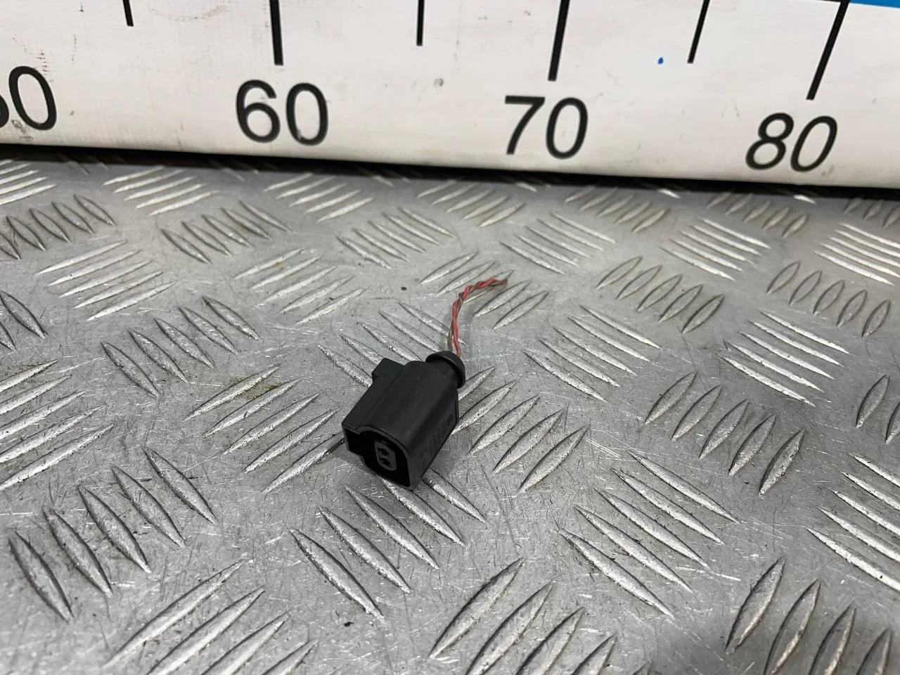 [Б/У] Фишка 2 контакта [Код: 00632654 ]