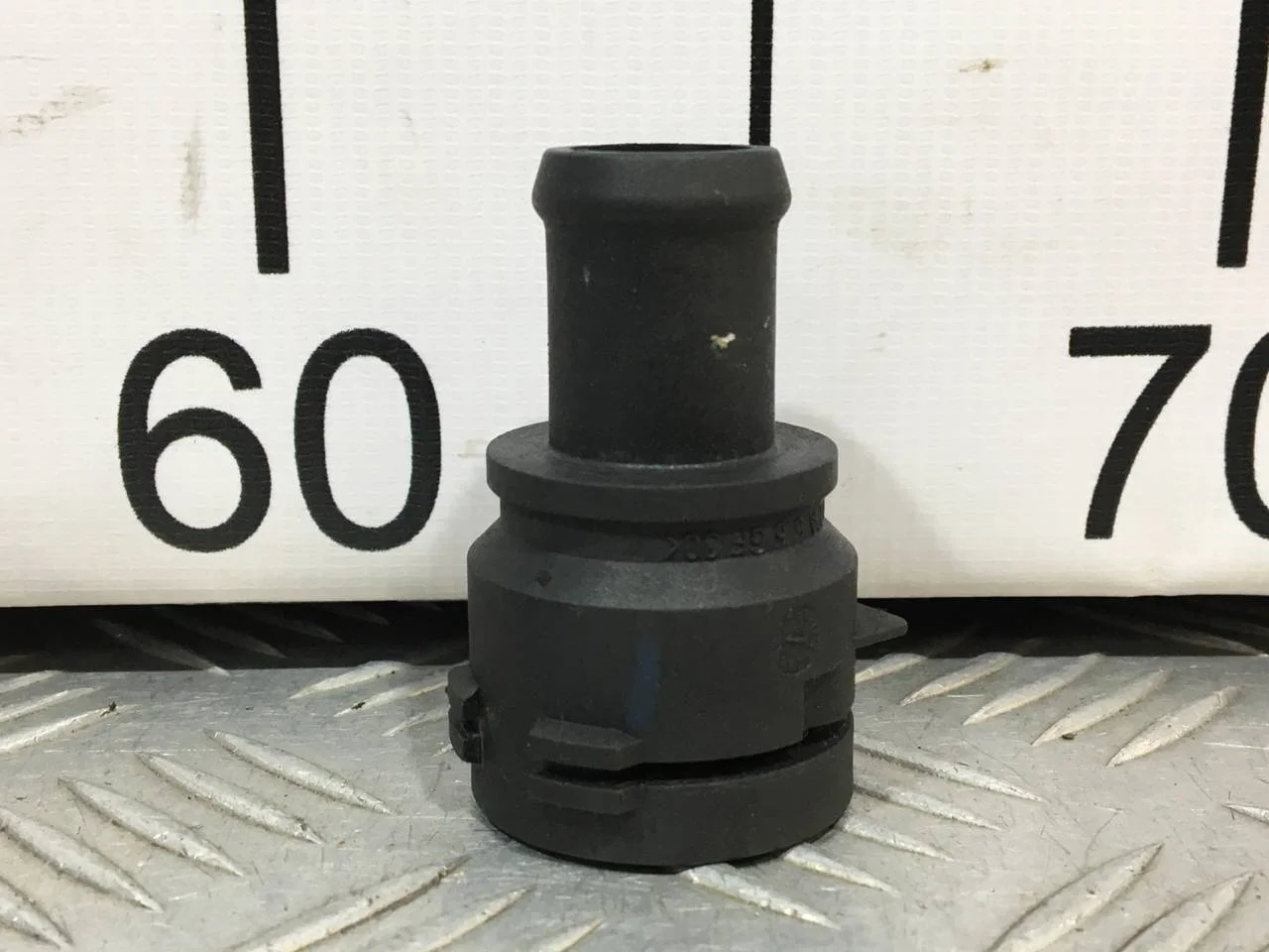 [Б/У] Фланец системы охлаждения [Код: 00615533 ]