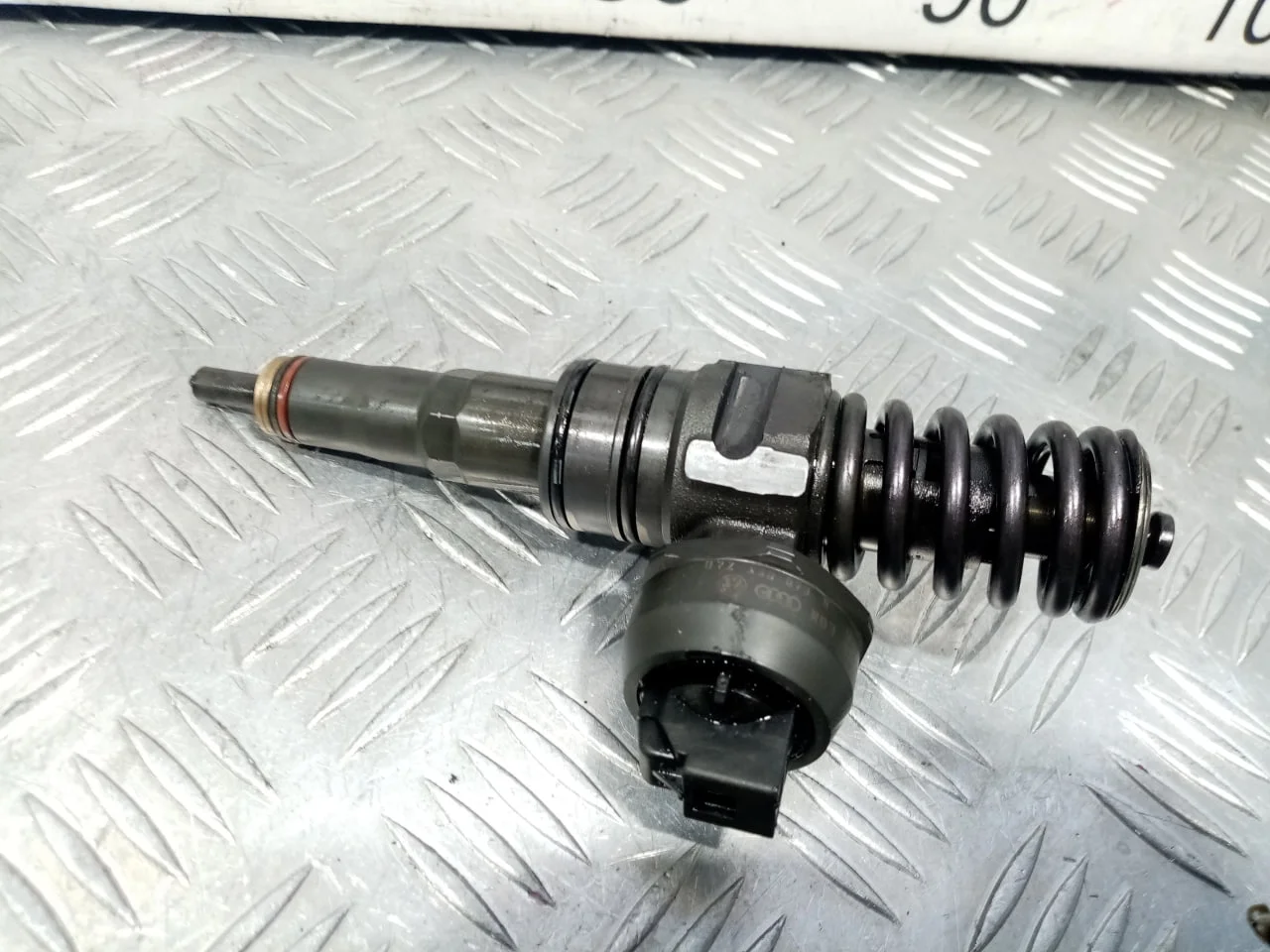 [Б/У] Форсунка дизельная электрическая [Код: 00581452 ]