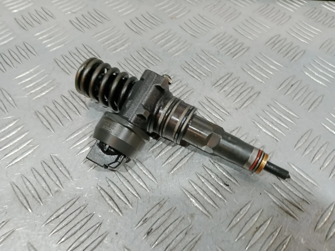 [Б/У] Форсунка дизельная электрическая [Код: 00640158 ]