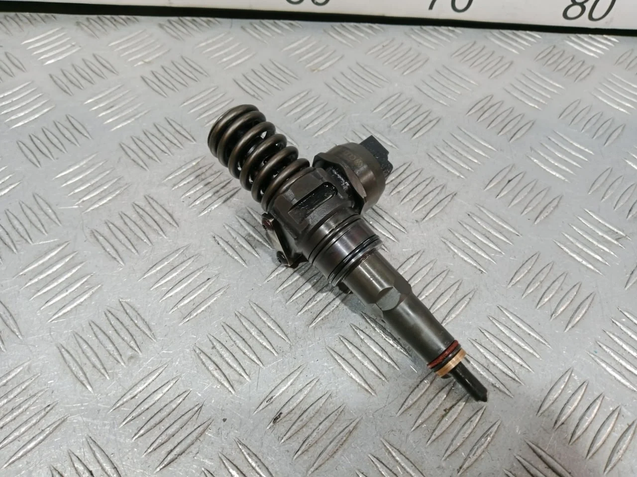 [Б/У] Форсунка дизельная электрическая - Отсутствует шаровый палец [ХОРОШЕЕ] [Код: 00640160 ]