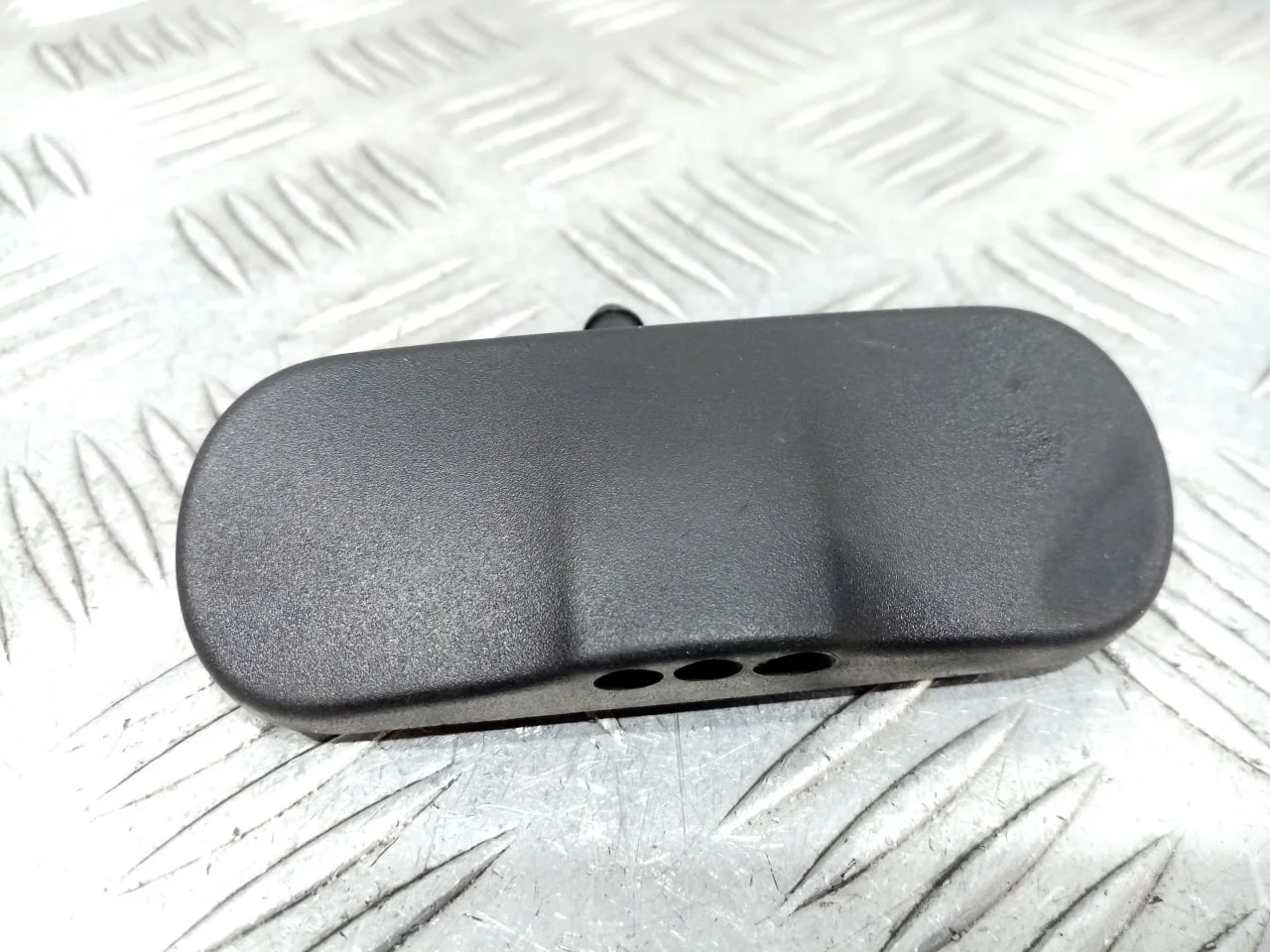 [Б/У] Форсунка омывателя лобового стекла правая [Код: 00634688 ]