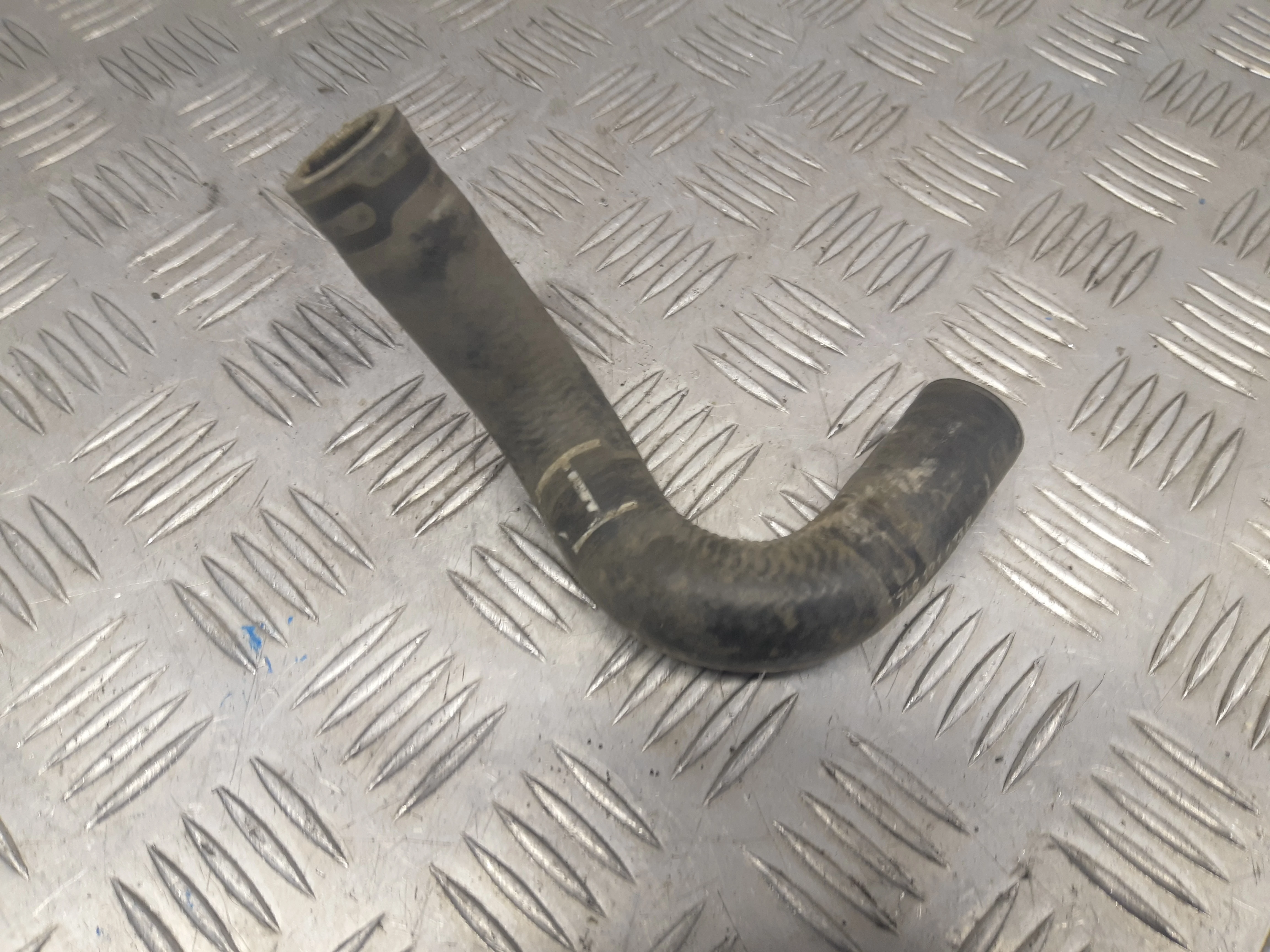 [Б/У] Шланг системы охлаждения - Отличное состояние. [Код: 00291197 ]