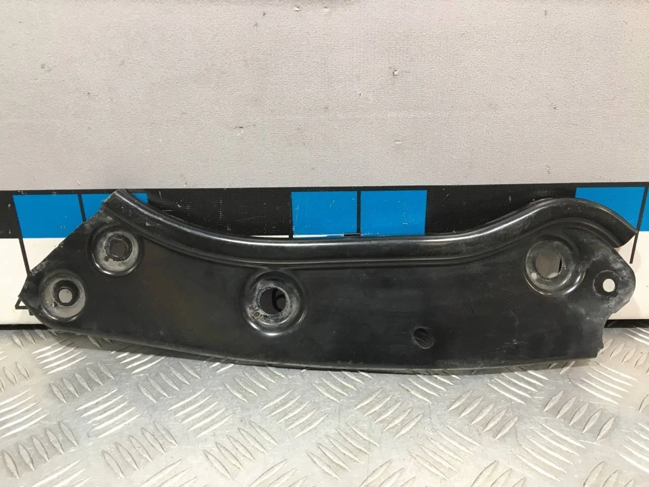 [Б/У] Элемент передней панели верхний левый [Код: 00659112 ]