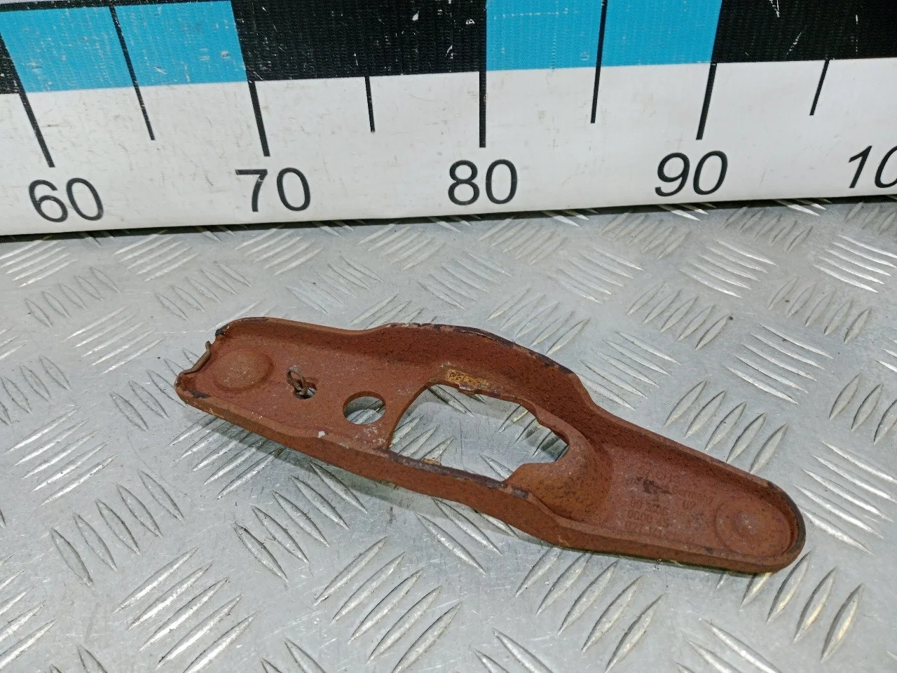 [ЧАСТЬ Б/У] Подшипник выжимной c вилкой сцепления - Только вилка [Код: 00517288 ]