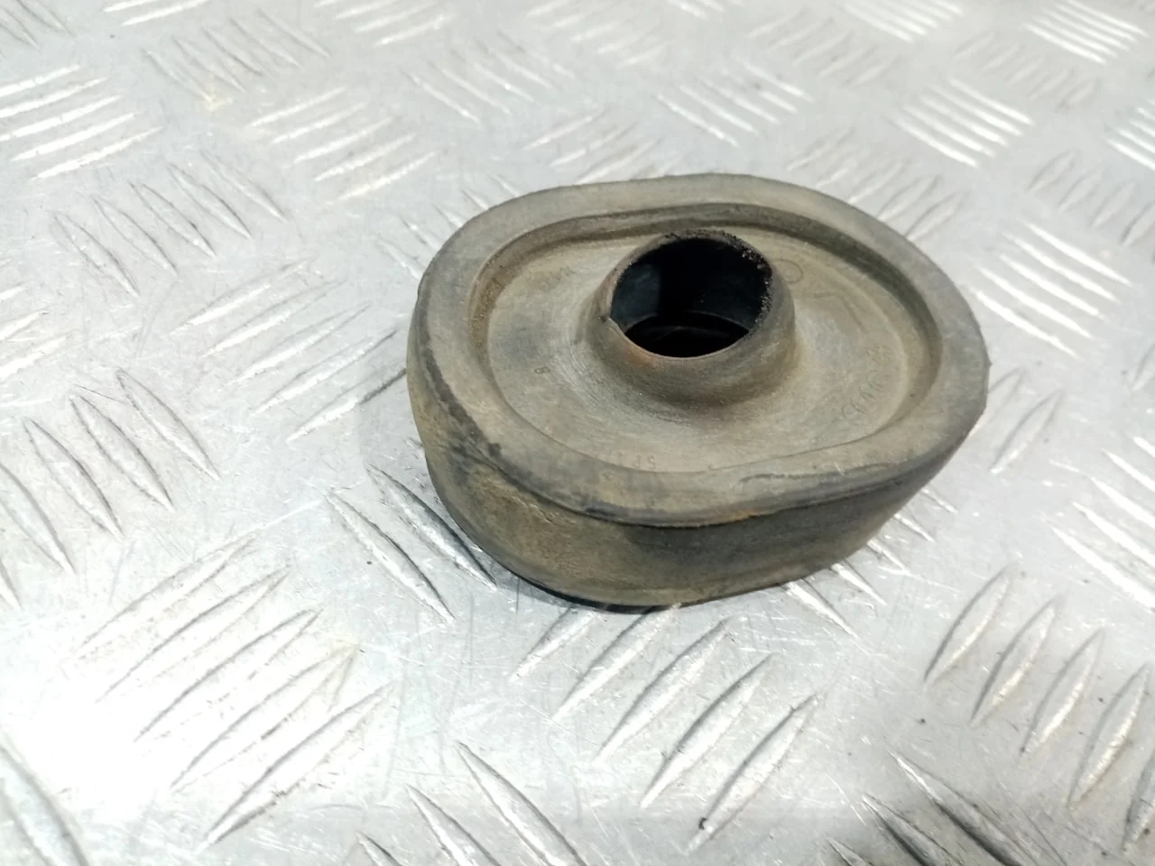 [ЧАСТЬ Б/У] Рейка рулевая VAG - (Состояние: пыльник вала) [ХОРОШЕЕ] [Код: 00590706 ]