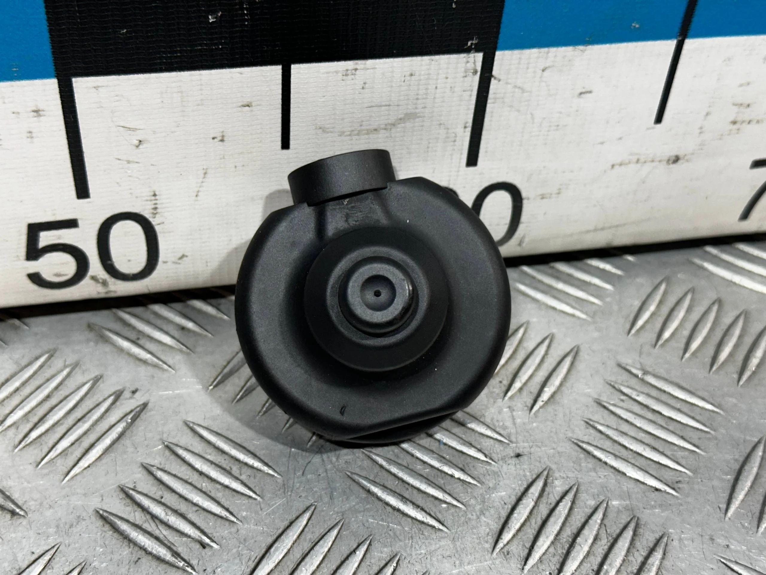 [ЧАСТЬ Б/У] ТНВД - кожух закрывающий, номер на запчасти: 1460C97001 [ХОРОШЕЕ] [Код: 00646877 ]