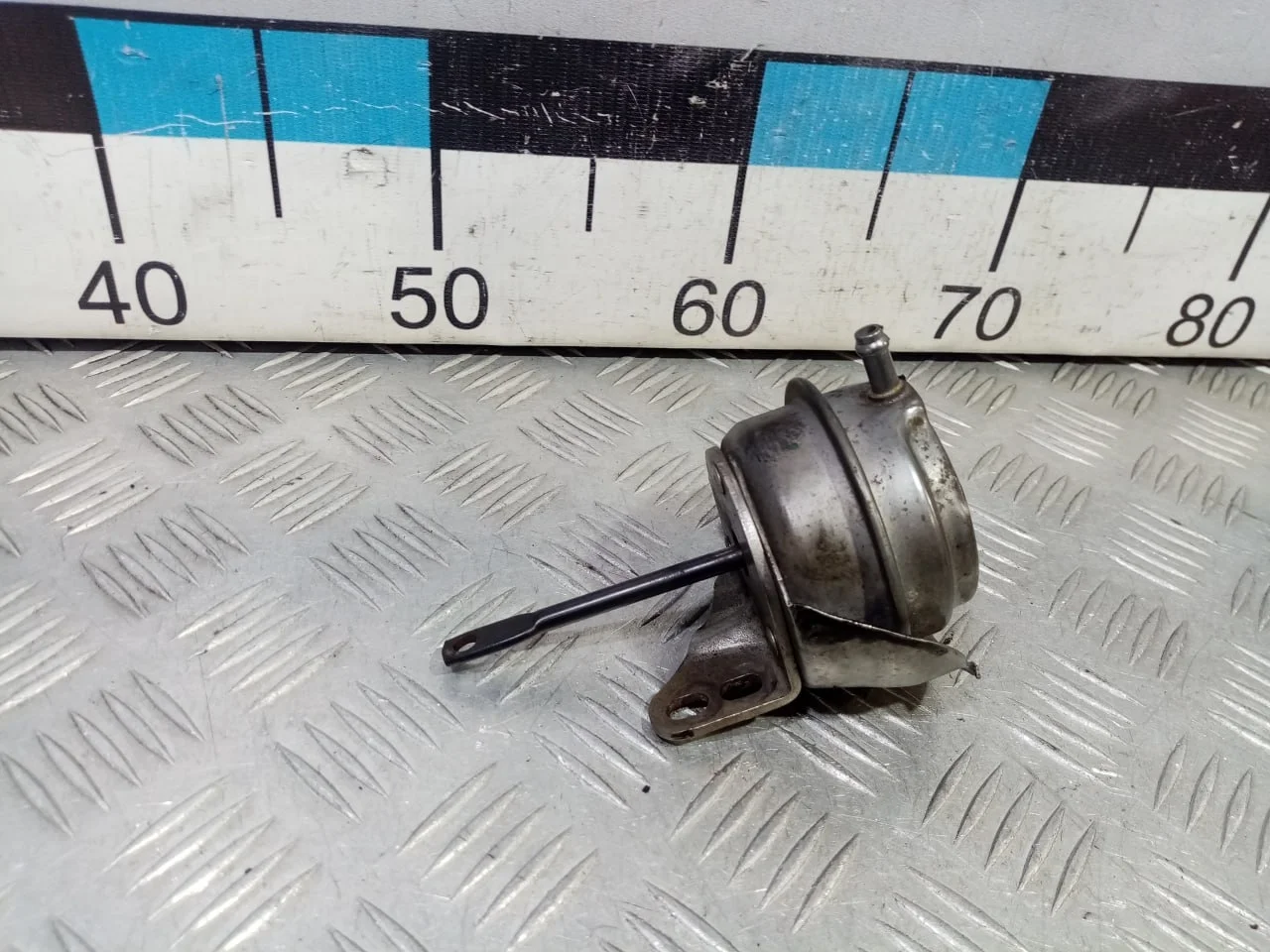 [ЧАСТЬ Б/У] Турбокомпрессор (турбина) - (Состояние: вакуумный актуатор ) [Код: 00581572 ]