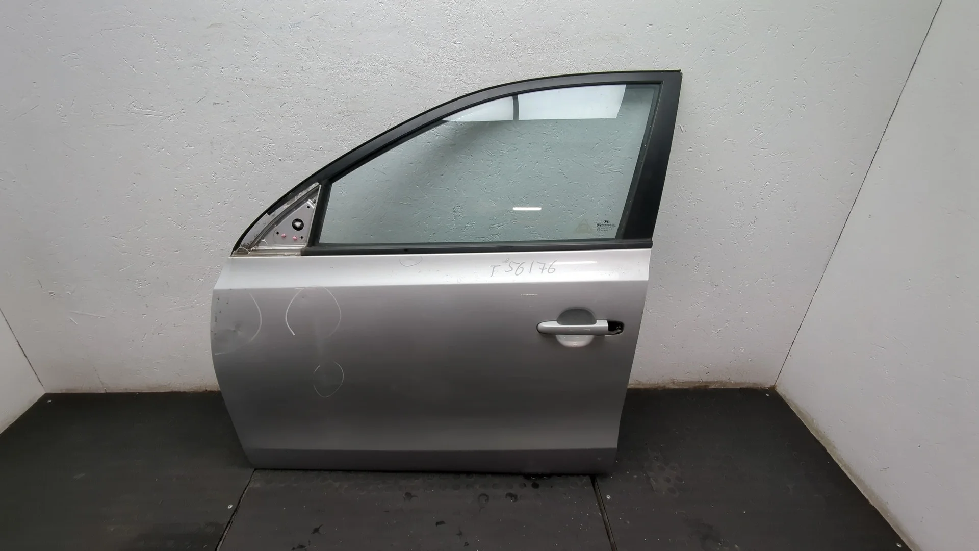 Дверь боковая (легковая) Hyundai i30 2007-2012 КПП 5-ст.мех.(МКПП) G4FA Бензин 1.4 л Инжектор