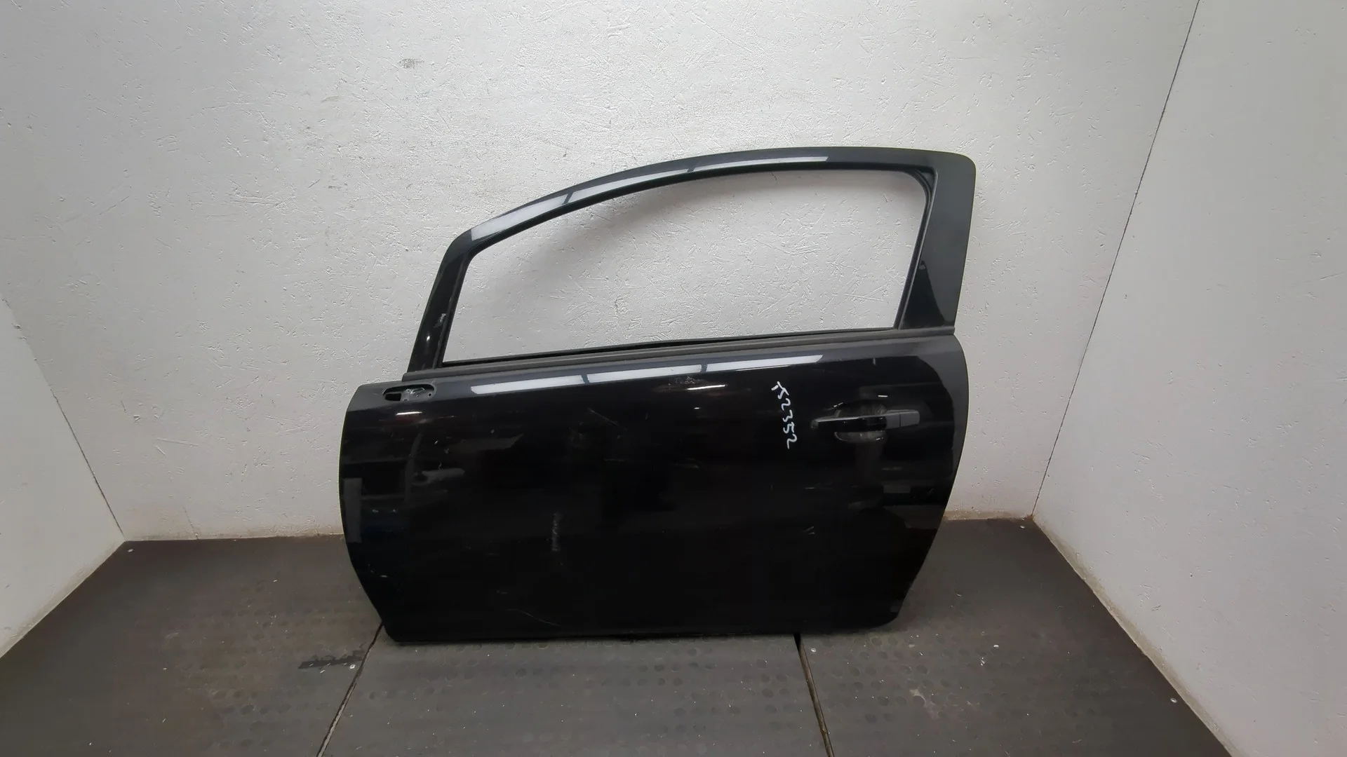 Дверь боковая (легковая) Opel Corsa D 2006-2014 КПП 5-ст.мех.(МКПП) A12XER Бензин 1.2 л Инжектор