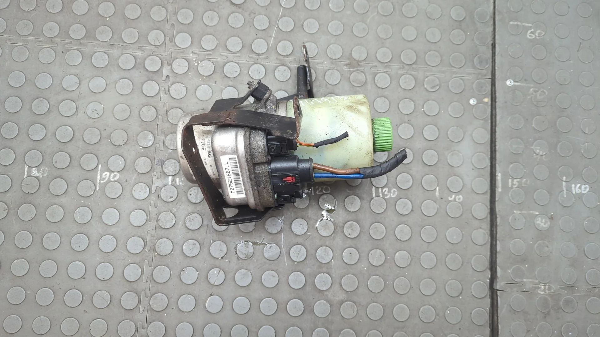 Насос электрический усилителя руля Volkswagen Polo 2009-2014 КПП 5-ст.мех.(МКПП) CFWA Дизель 1.2 л TDI