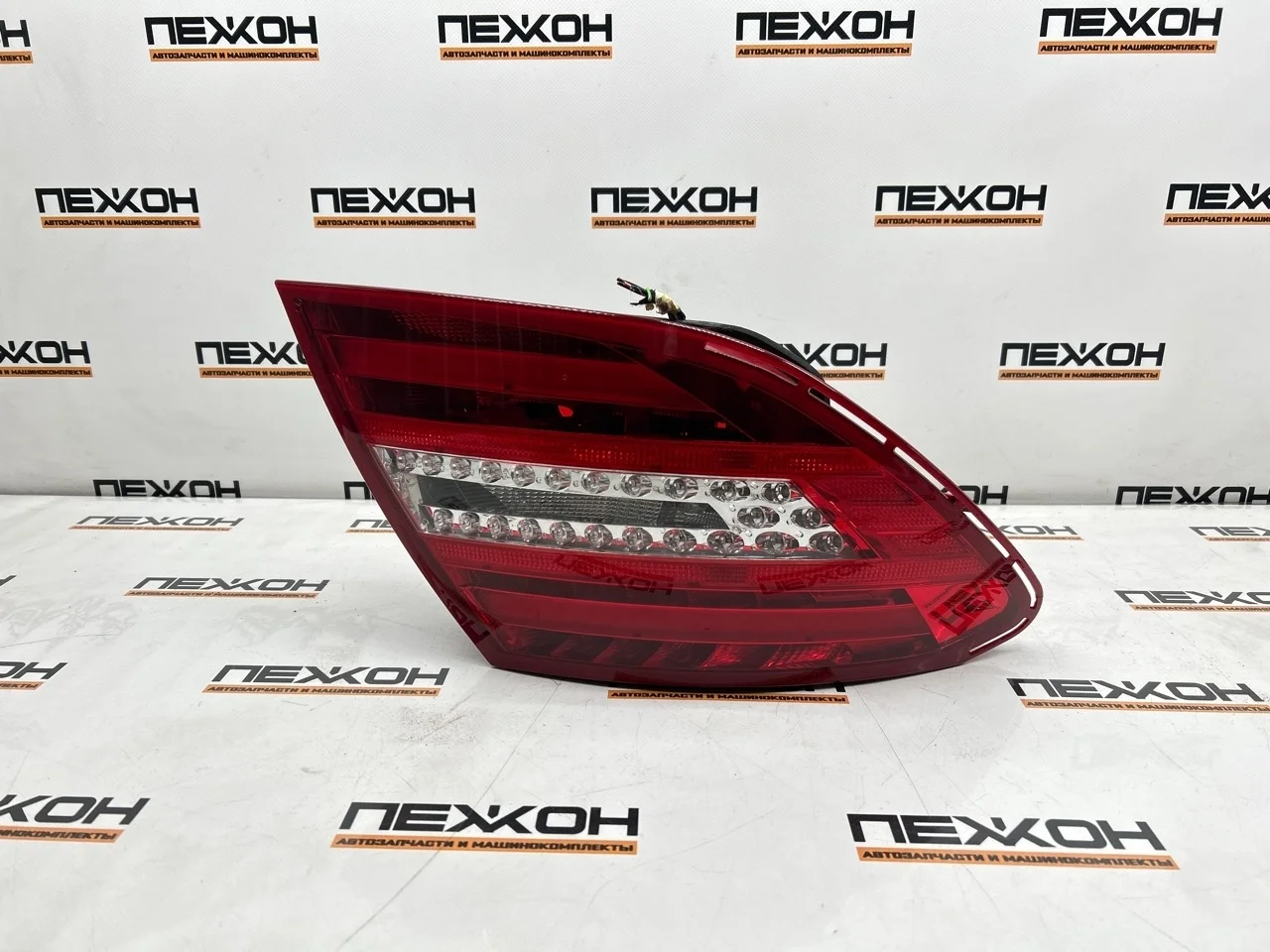 Фонарь MERCEDES-BENZ C-CLASS 2013 A2049060203 W204 2.2 OM651, задний левый