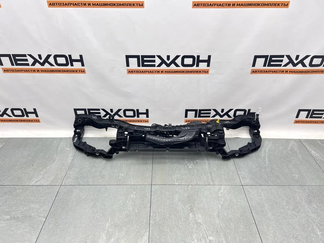 Панель передняя FORD FOCUS 2013 1845674 3 1.6 PNDA