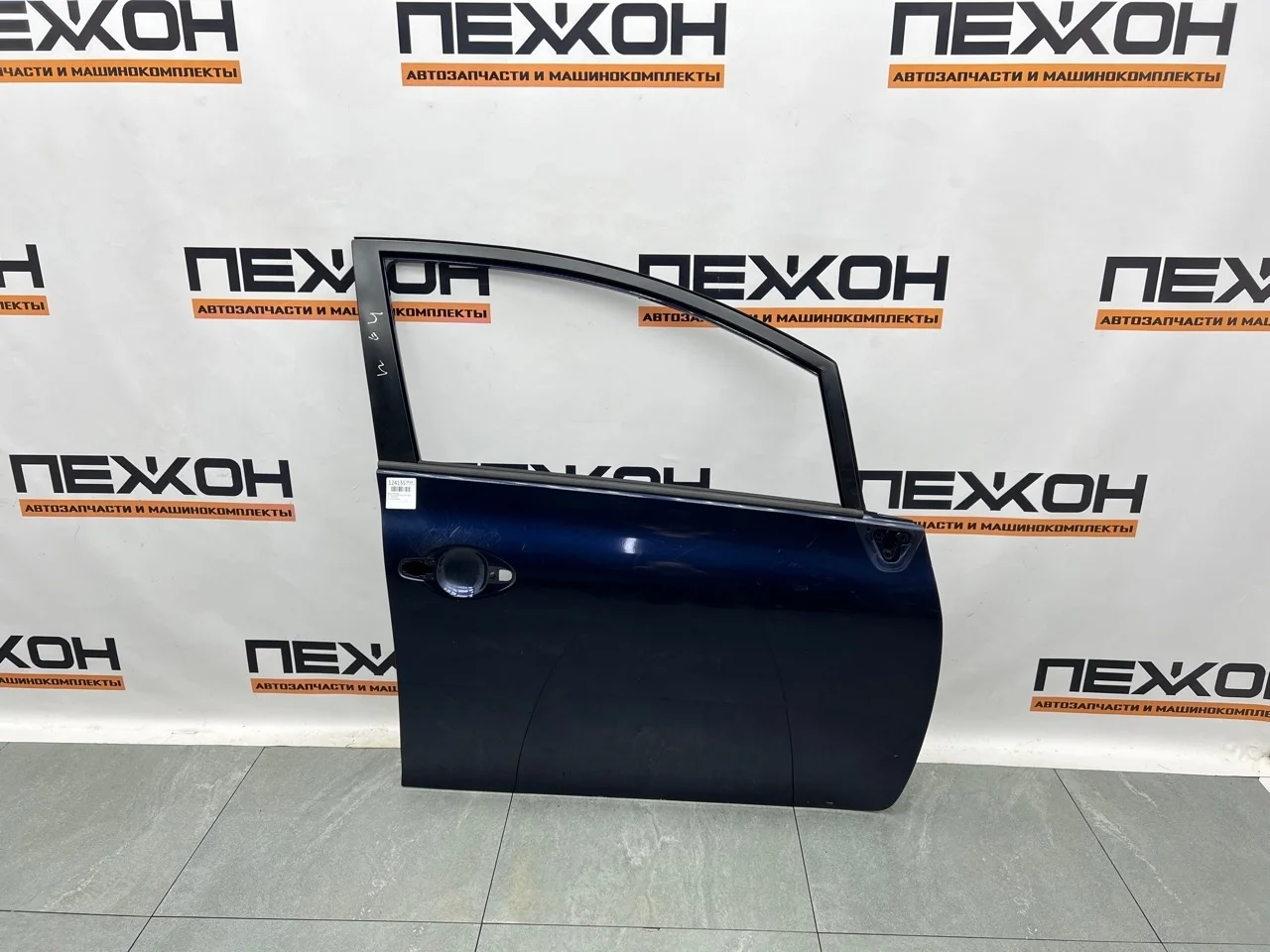 Дверь TOYOTA AURIS 2008 6700102260 E150 1.4 1NDTV, передняя правая