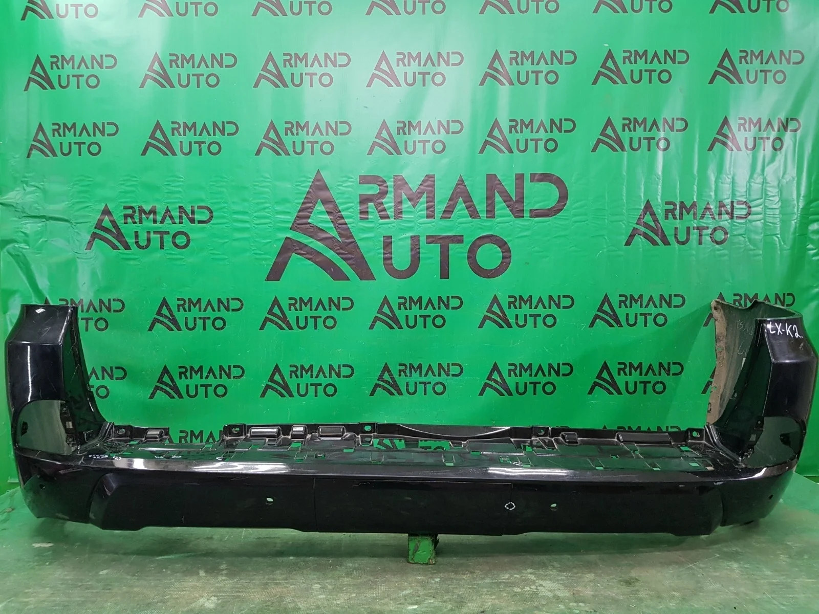 Бампер LEXUS LX 2015-2023 URJ200