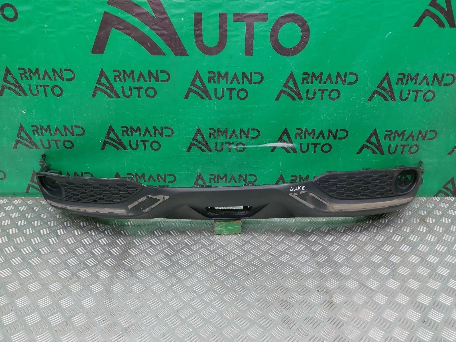 Юбка бампера Nissan Juke 2014-2019 YF15