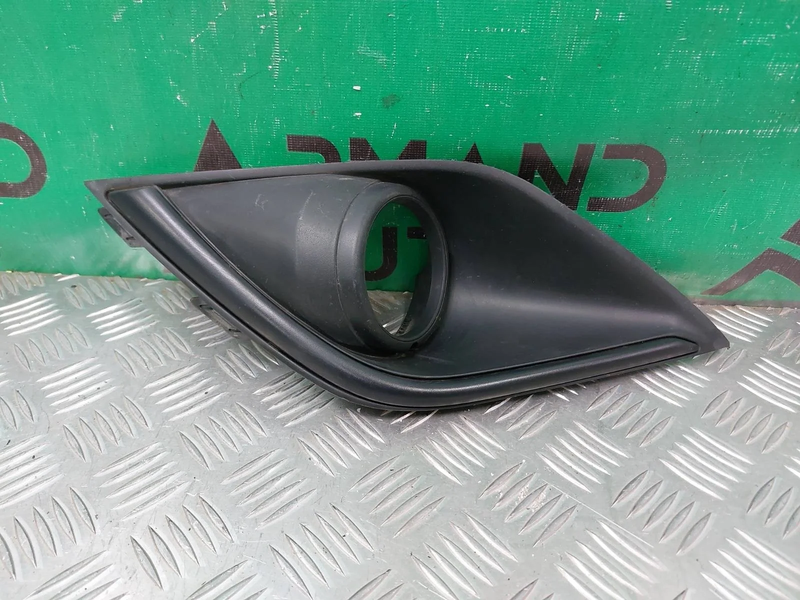 Окантовка птф Mitsubishi Outlander 2018-нв 3