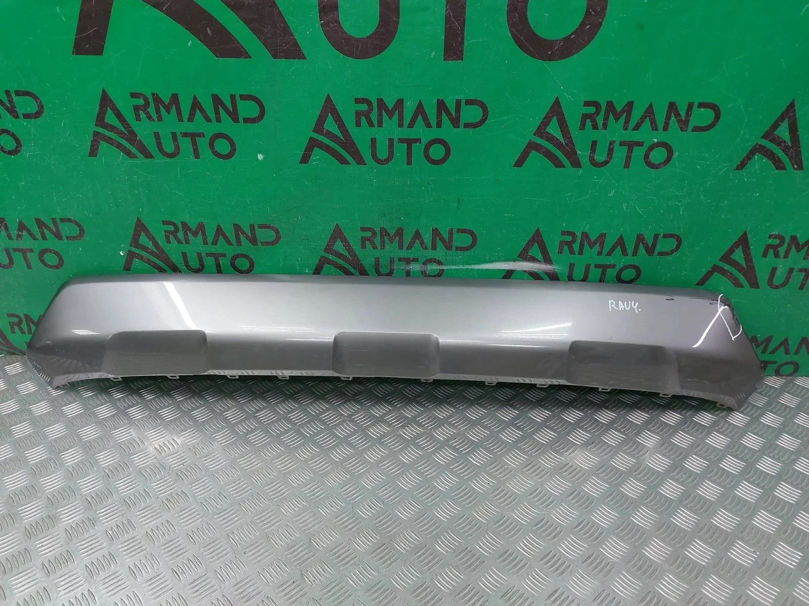 Накладка бампера Toyota RAV4 2018-нв 5 XA50