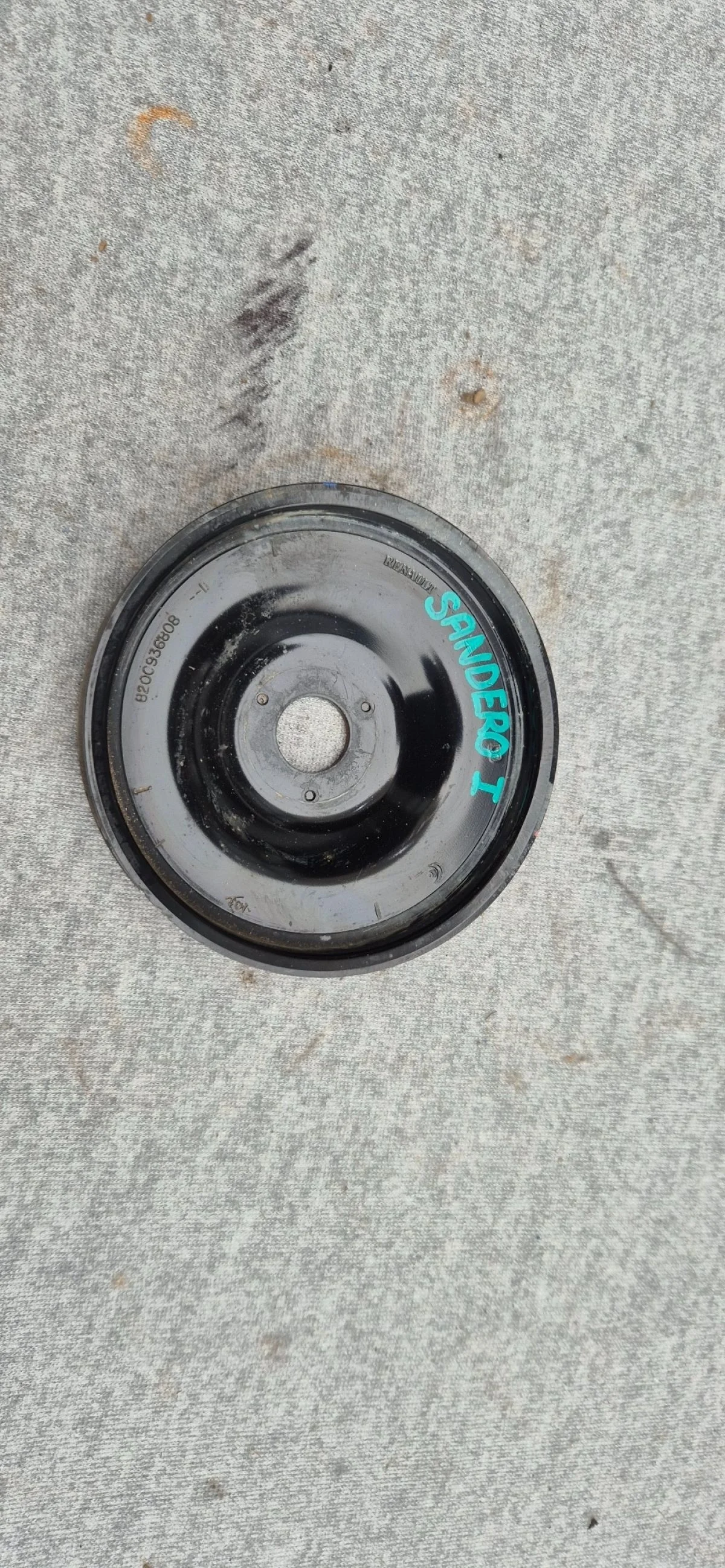 Шкив коленвала Renault Sandero 2009-2014