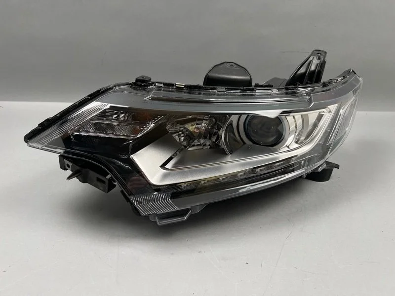 Фара Mitsubishi Outlander 2015-2018 8301C853 3, передняя левая