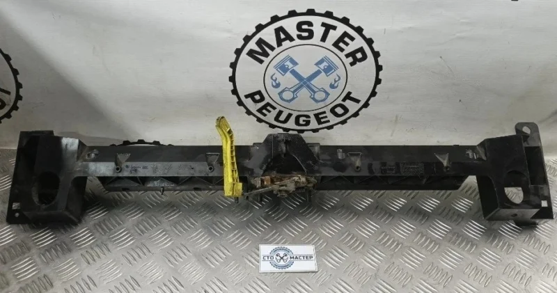 Панель передняя верхняя Citroen Berlingo 7416J3