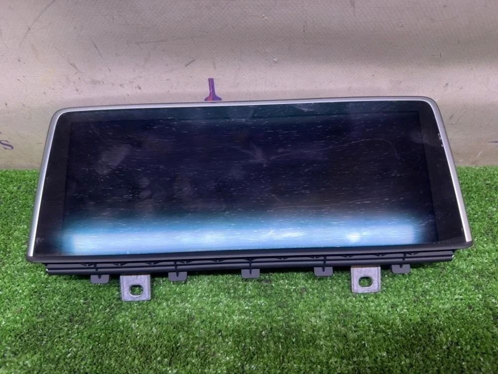 Монитор BMW X5 F15