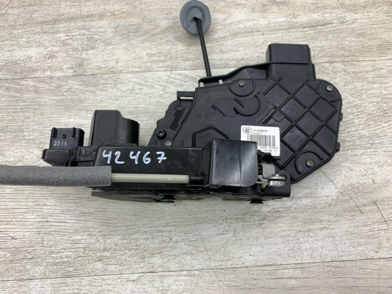 Замок двери VOLVO XC60 2014 31416680 ВНЕДОРОЖНИК D 5244 T17, задний правый