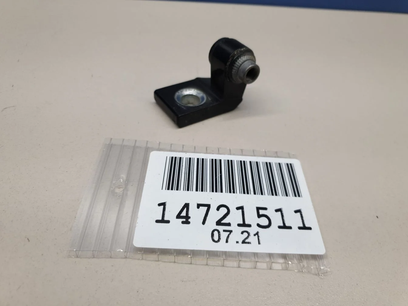 Петля двери передней левой верхняя для BMW 1 F20 F21 2011-2019