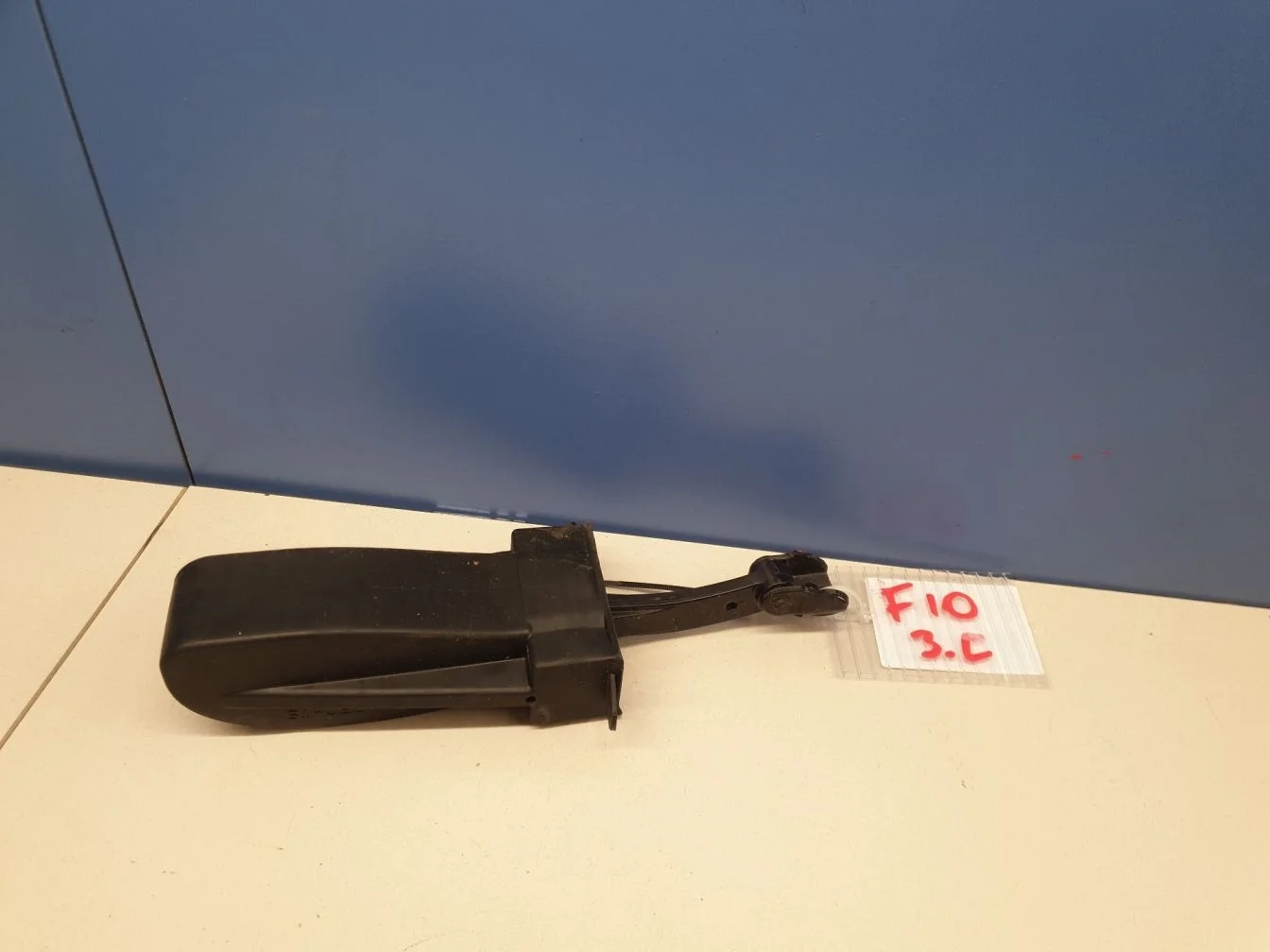 Ограничитель двери задней для BMW 5 F10 2009-2017