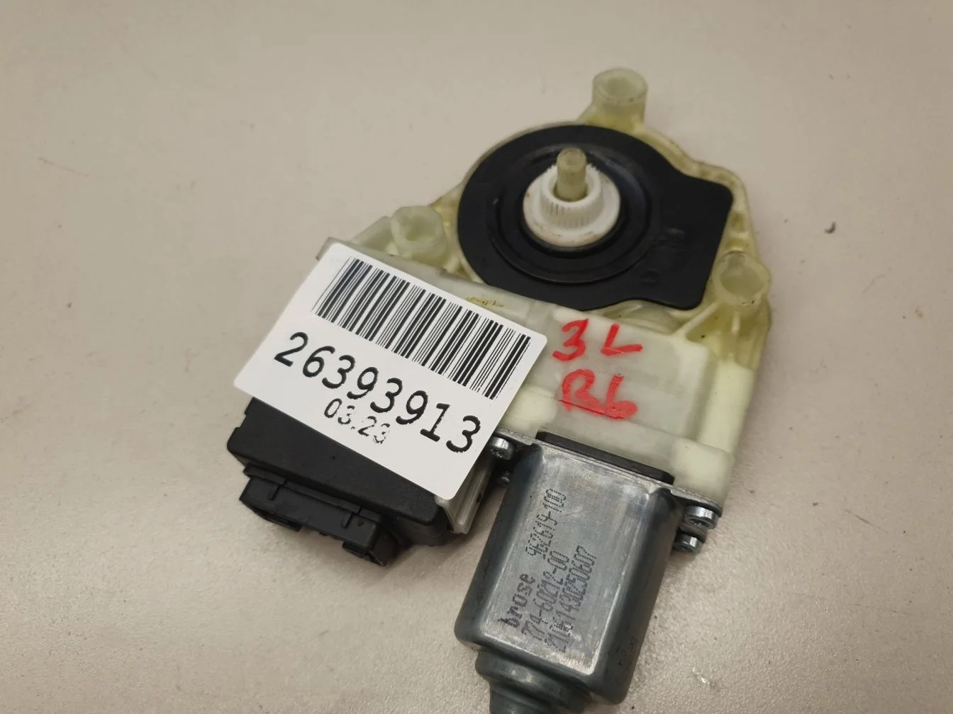 Моторчик стеклоподъёмника задний левый для Volkswagen Passat B6 2005-2010