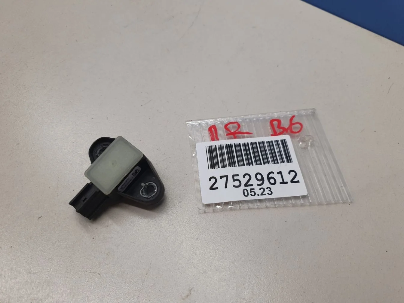 Датчик Airbag для Volkswagen Passat B6 2005-2010