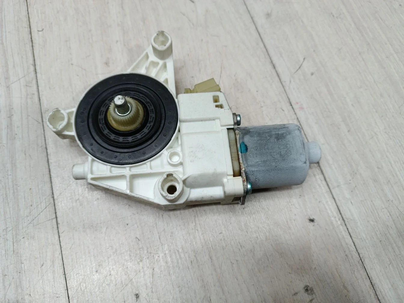 Моторчик стеклоподъёмника задний правый для Mercedes GL-klasse X164 2006-2012