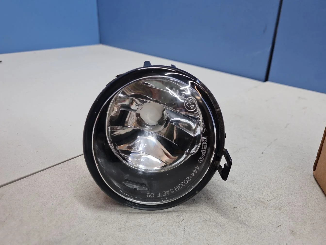 Фара противотуманная правая для BMW X3 F25 2010-2017