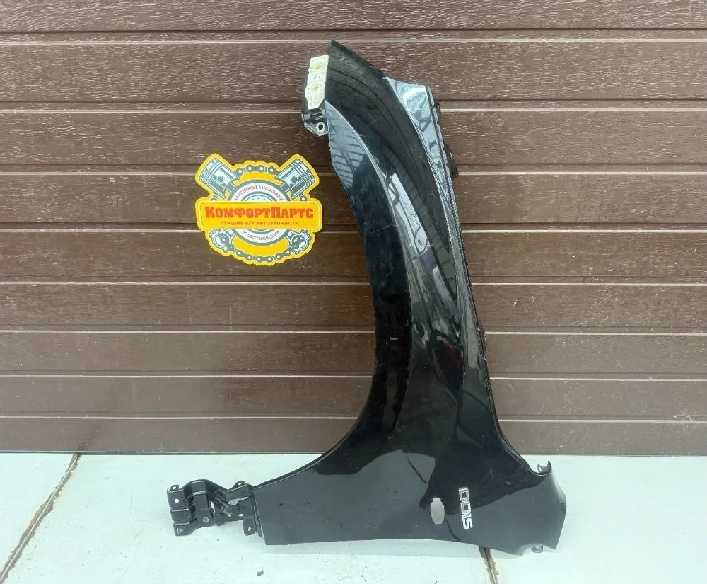 Крыло переднее левое Suzuki Grand Vitara II (2005—2008)