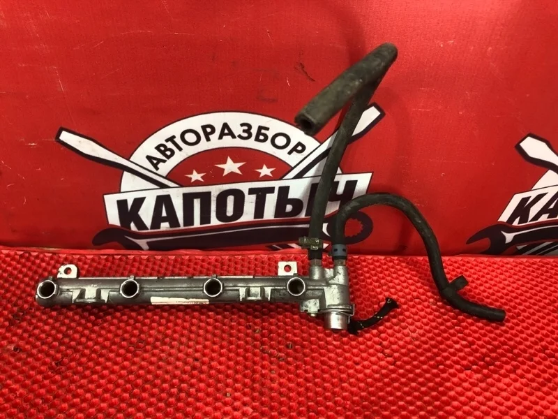 Топливная рампа Volkswagen GOLF 2003 1J0422154B MK 4 BCA