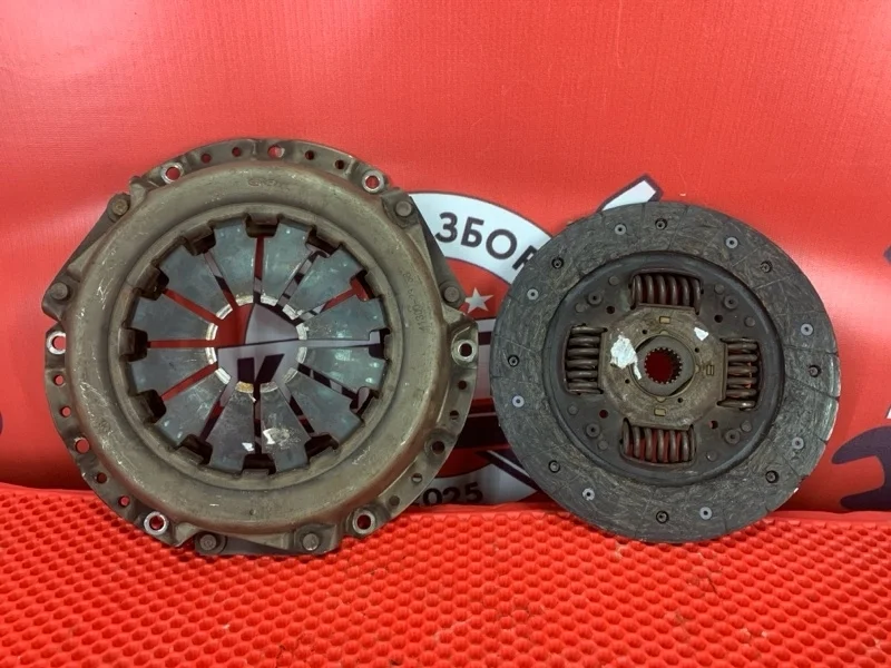 Комплект сцепления (Диск + Корзина) Hyundai Solaris 2011 4110023136 RB G4FA