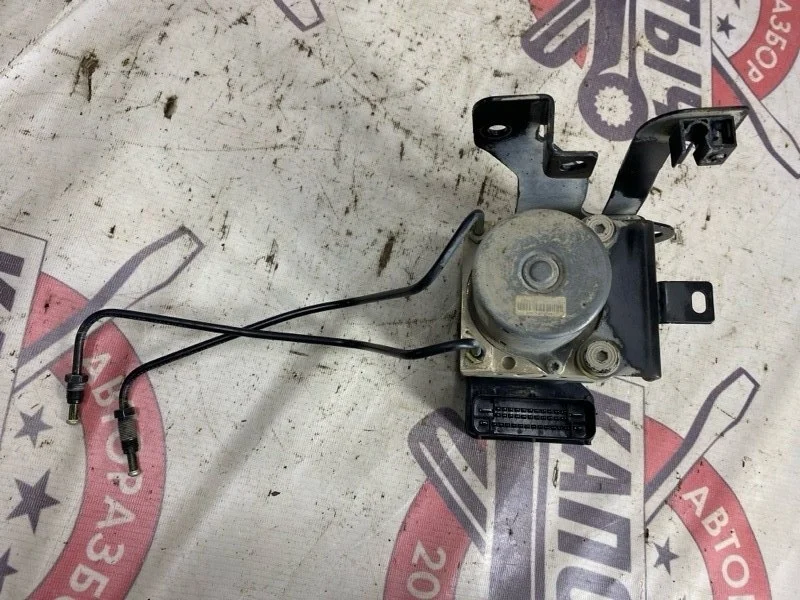 Блок ABS Hyundai Solaris 2011 589204L100 RB G4FA