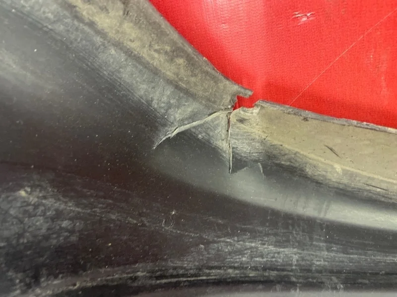 Бампер(ТРЕЩИНА) Renault Logan 2012 8200916703 LS12 K7J, передний