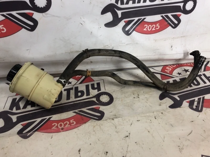 Бачок ГУР (Гидроусилителя) Renault Logan 2012 8200005185 LS12 K7J