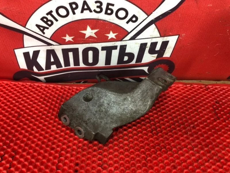 Кронштейн впускного коллектора NISSAN ALMERA 2005 140176N100 N16 QG15DE