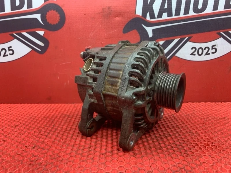 Генератор Nissan Tiida 2007 23100EM01A C11 HR16DE