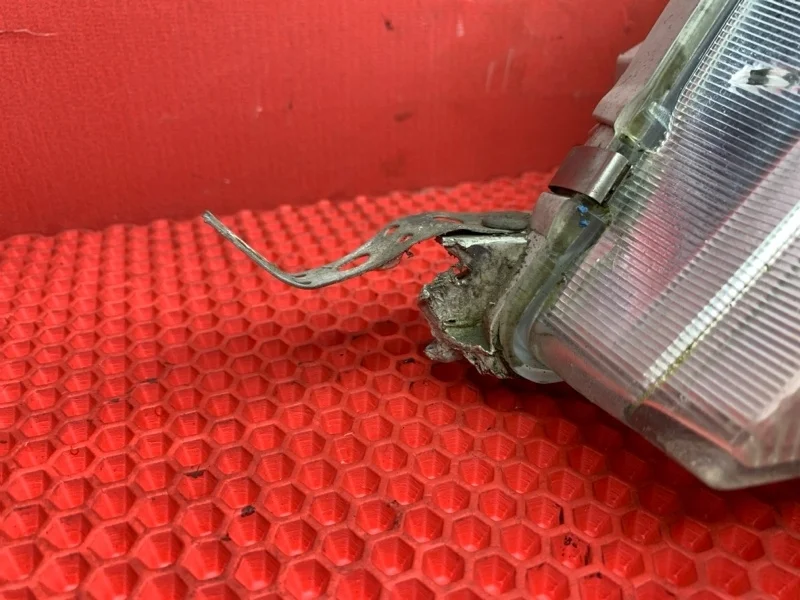 Фара Toyota Vista 1996 8115032440 CV40 3C-T, левая